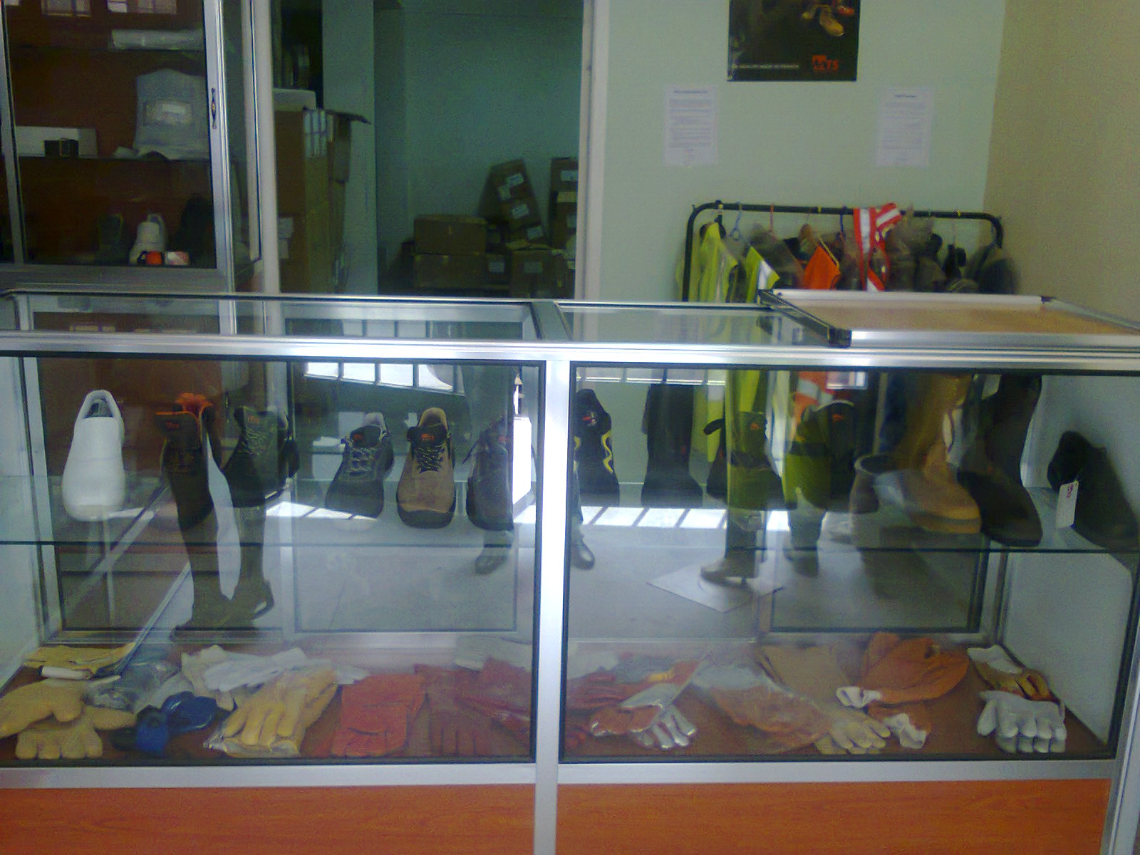 Showroom3